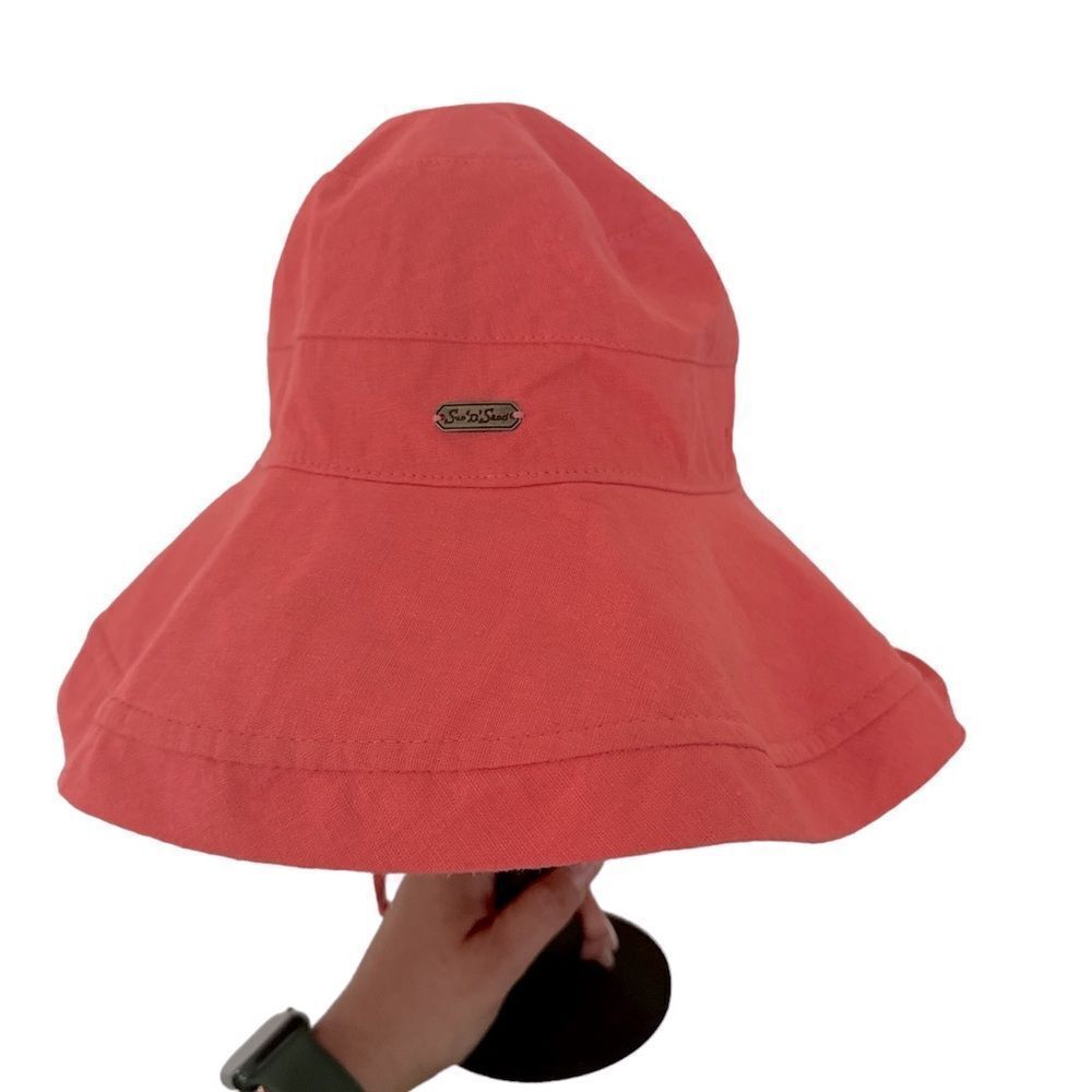 Sun n sand hat EUC